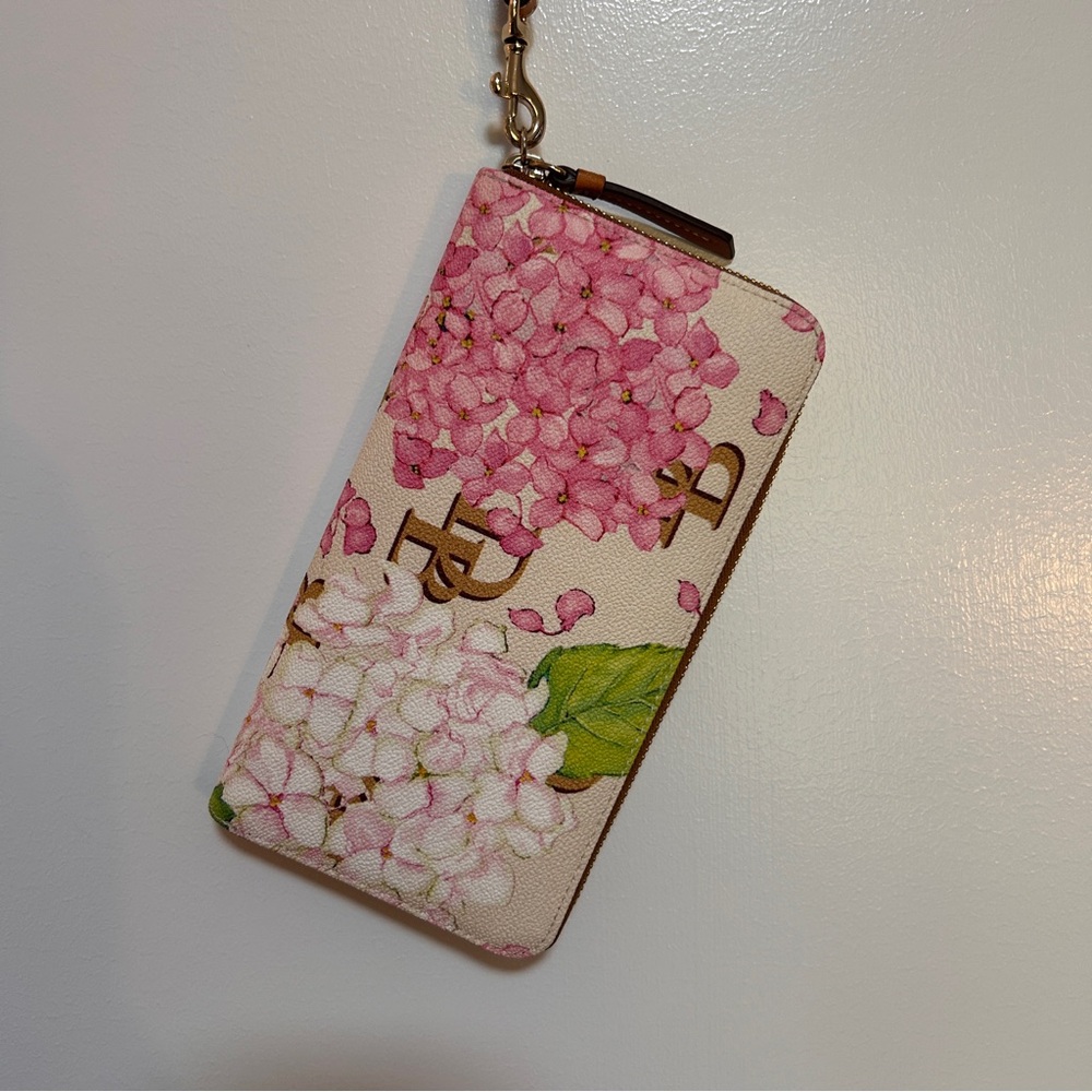 Dooney & Bourke Floral Pink and White Hydrangea Zip Wallet Clutch